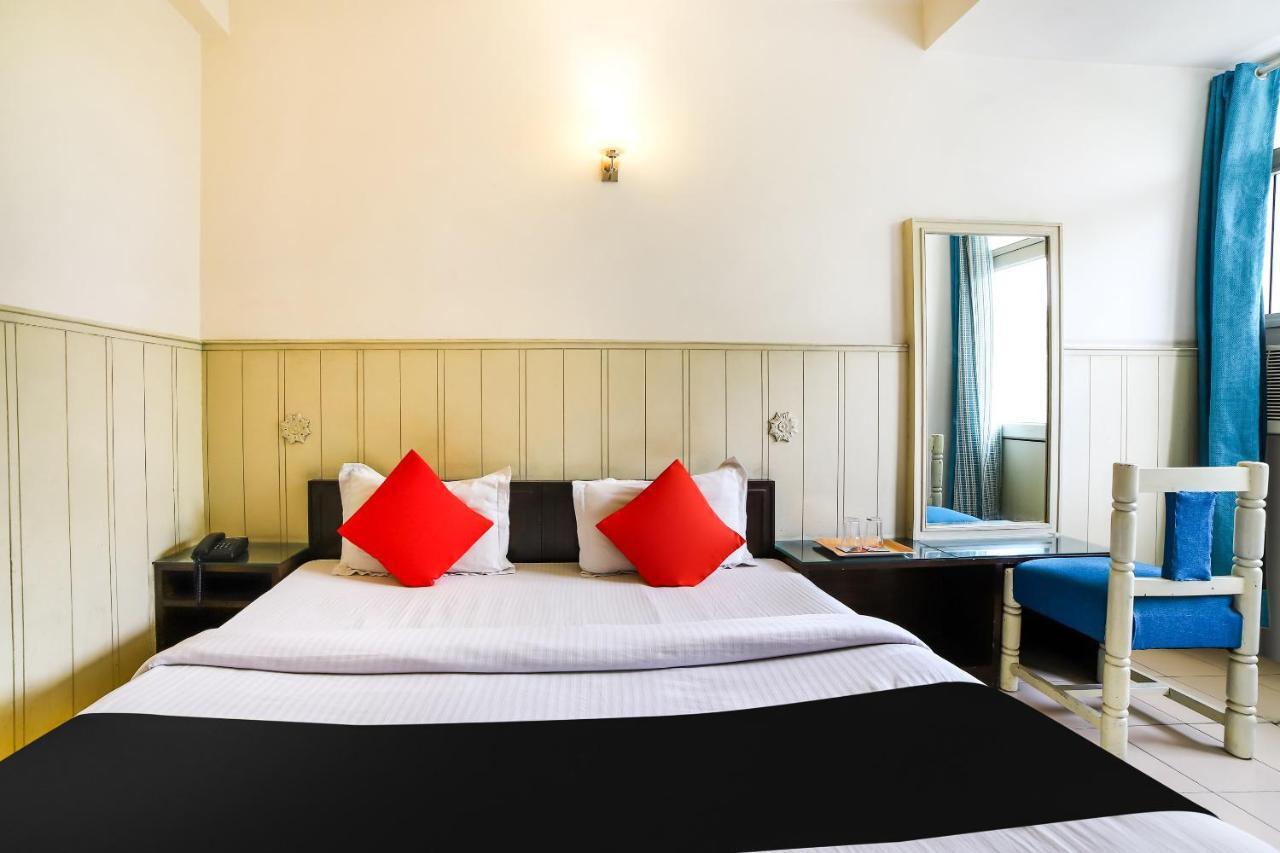Capital O 48354 The Nest Nuova Delhi Esterno foto